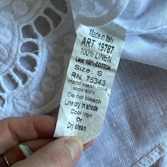 Valentina Naldi White Eyelet 100% Linen Top - Picture 7 of 9